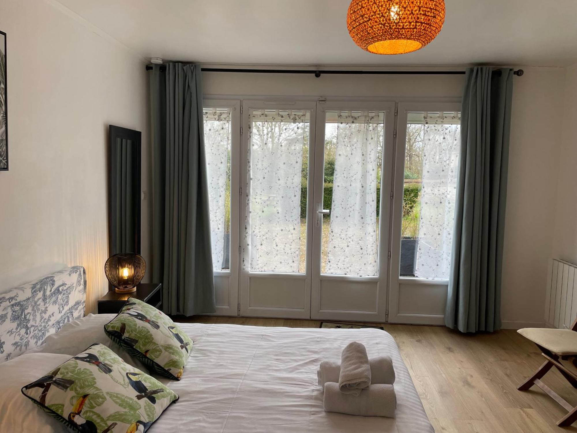 Bed and Breakfast Manoir De La Houlette Saint-Pierre-du-Vauvray Exterior foto